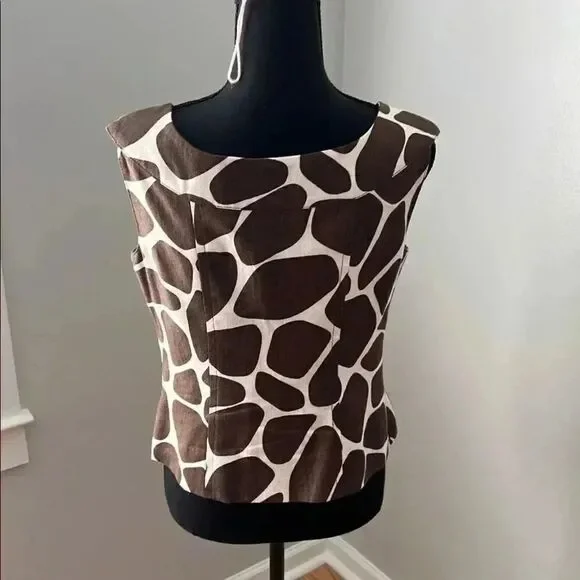 Carlisle Brown and white spot scoop neck sleeveless top - Picture 5 of 11